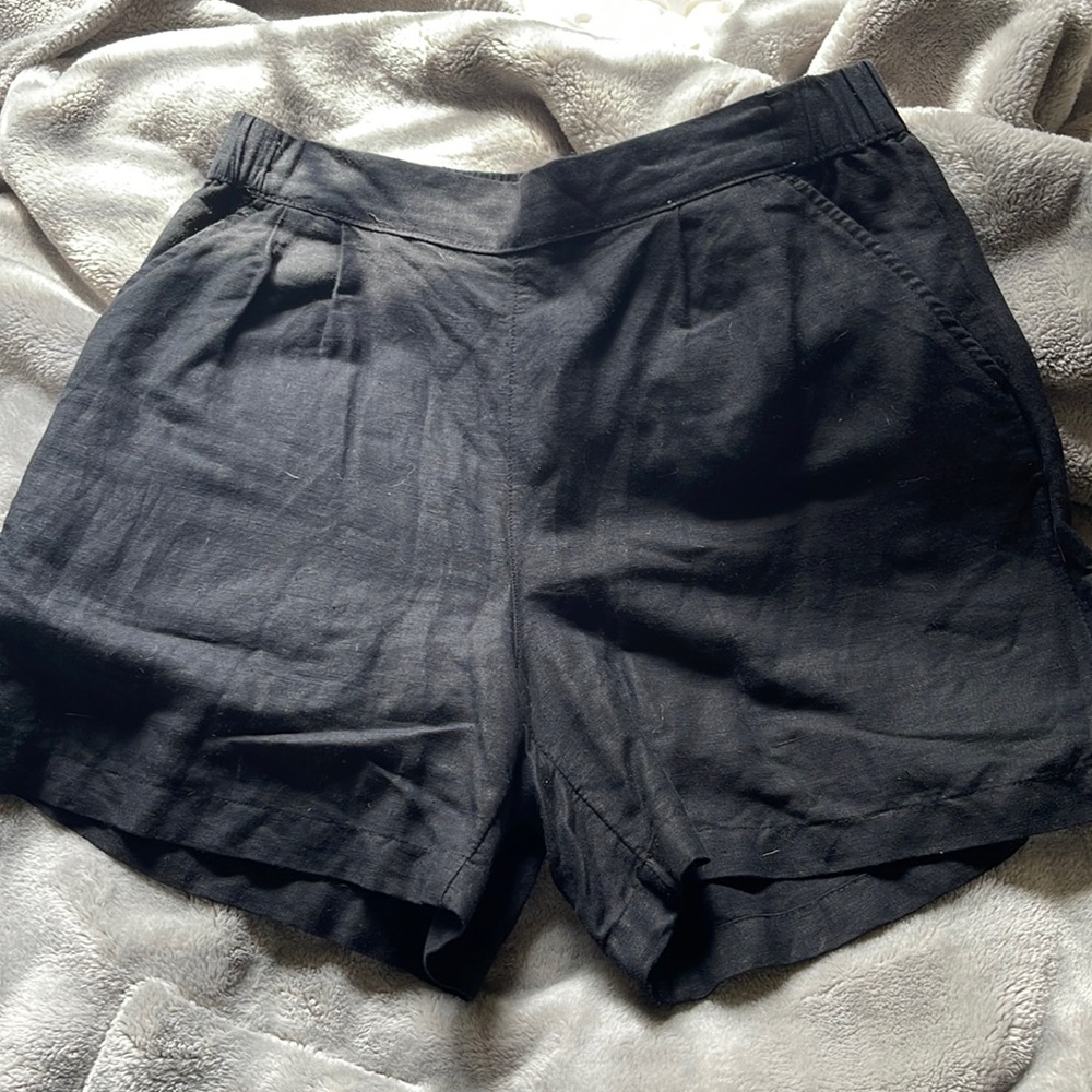 Black high waisted black shorts